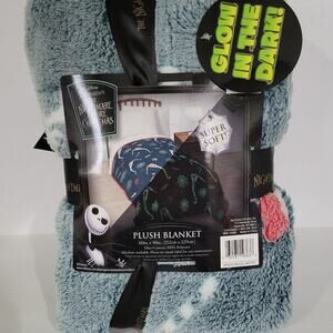 Nightmare Before Christmas Glow in the Dark Plush Blanket 60"x90" Santa Jack